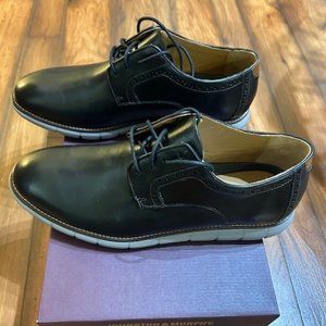 Johnston & Murphy Men's Dress Shoes - Size 12W - Brand new, never worn
